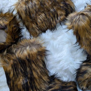 Faux Fur Boots, Purse & Ear Warmer Headband Set – Women’s Size 10