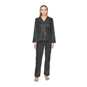 Schicker Damen-Satin-Pyjama-Set, luxuriöse Nachtwäsche, bequeme Loungewear, perfekt für gemütliche Nächte, Geschenk für sie
