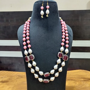 Indian Jewelry /Indian Long Necklace/Baroque Pearl Necklace /Statement pearl jewelry/Wedding Jewelry/Sabyasachi Jewelry/Unique pearl jewelry