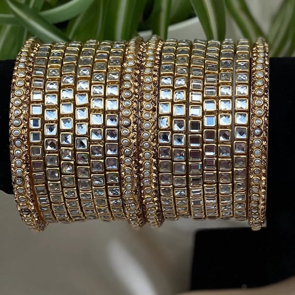 Stunning Indian/Punjabi Kundan Bangles/Chudiyan set/ bangles for wedding/ handmade bangles / pearl churda