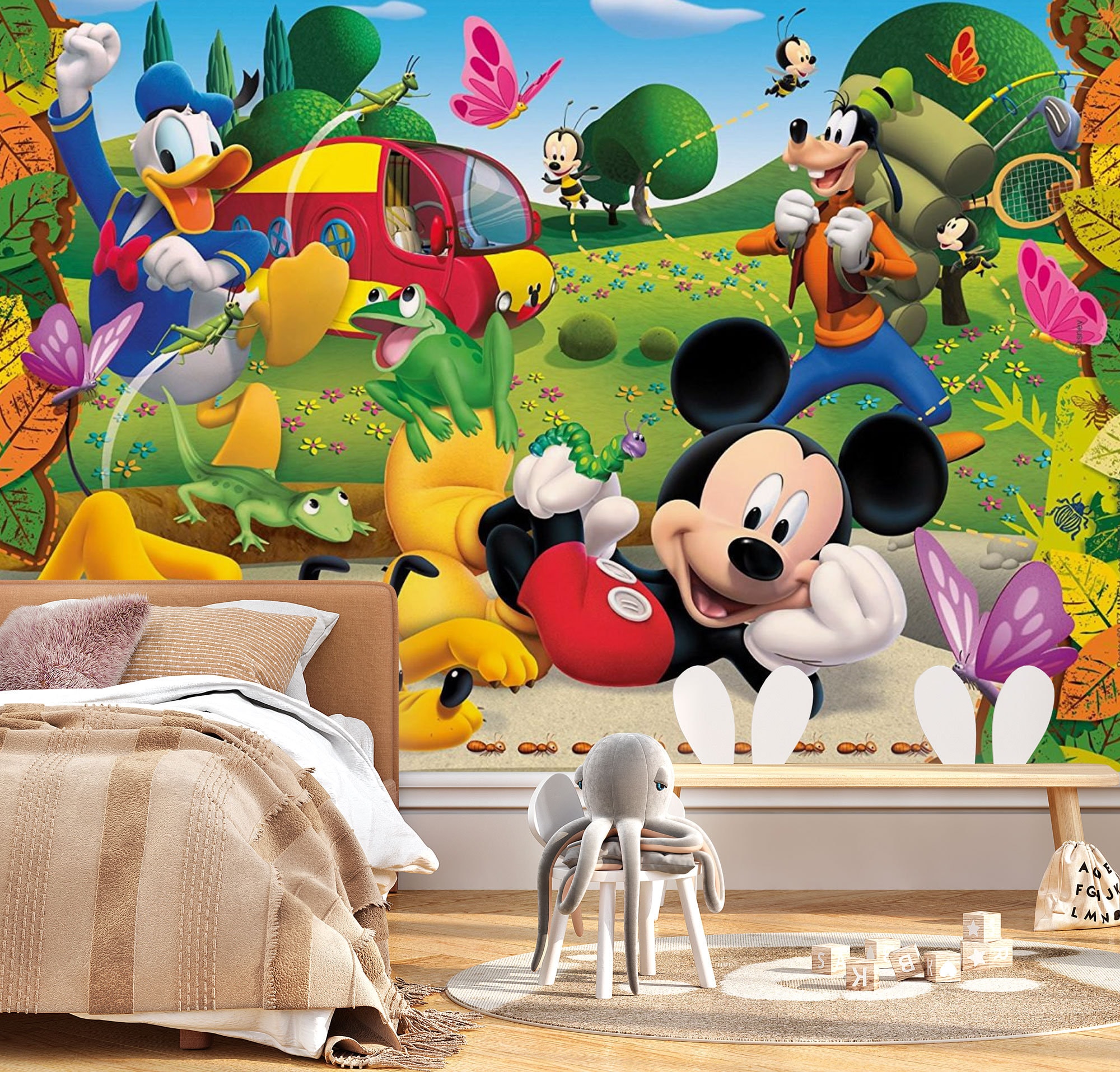 絵画（ペット／キャラクター／家族／風景など）　　MICKEY MOUSE var. / Lover's silverware ミッキーマウスと仲間たちのアウトドアアドベンチャー壁画 | ミッキー