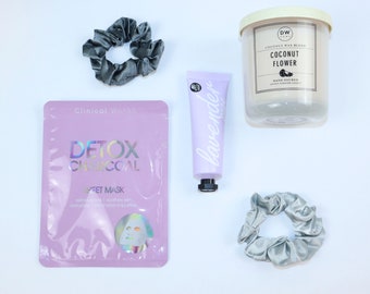 Birthday Gift Box Birthday Gifs Box Personalized Gift Box for Best Friend Mom Sister Grandmother Spa Gift Set Birthday Gift Set