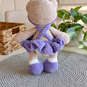 Amigurumi crochet pattern Emma the Bear in English zdjęcie 5