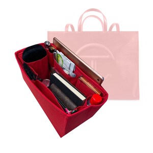 small red telfar bolsa