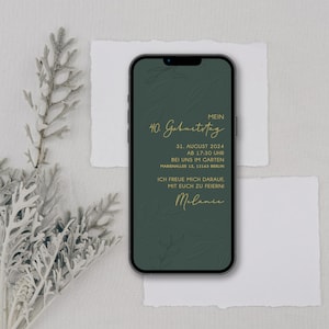 Digitale verjaardagsuitnodiging met gepersonaliseerde gegevens om te versturen via WhatsApp | Groen getextureerd papier