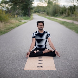 Cork yoga mat - Yoga mat with carrying strap - Ecofriendyl - Natural cork - 7 chakras - sports mat