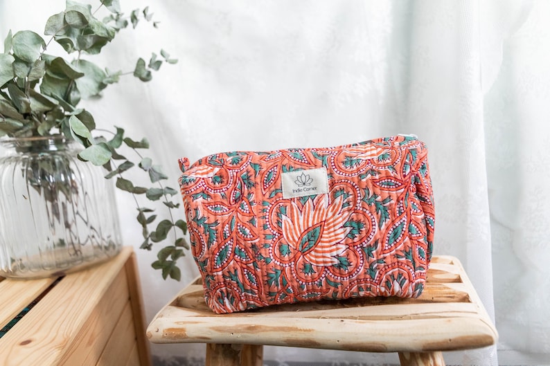 Toiletry bag / Quilted pouch / Make-up bag / Indian patterns / Blockprint / Gift ideas. /Box Orange