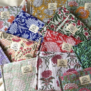 Pochette coton matelassé - Pochette fourre tout - Porte monnaie - Pochette passeport