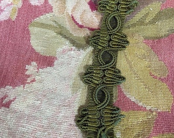 Tresse de tissu d'ameublement d'ameublement de draperie française antique de 2 po., bordure verte, ganse de soie, 4,5 m, tresse vintage