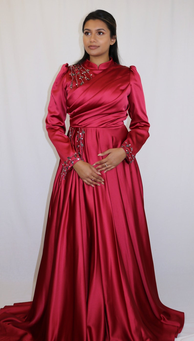 Cardinal Red Evening Gown, Modest Maxi Evening Gown/dress, Prom