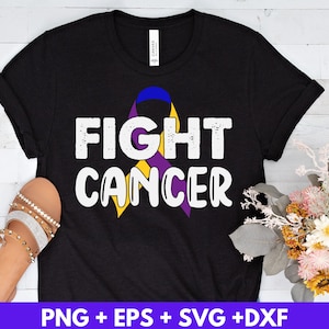 Peut inclure: T-shirt noir avec un ruban violet et jaune et le texte "FIGHT CANCER" en blanc.