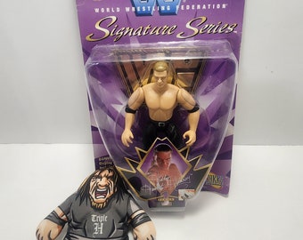Wwf Hhh Action Figure And Plushie - Wwf - WWE- Hhh - Hunter Hearst Helmsley - Action Figures - Wrestling