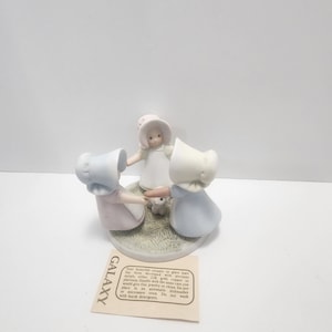 Circle Of Friends 1991 Hemco Masterpiece Figurine - Vintage Figurine - Hemco