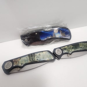 American Wildlife Wolf Pocket Knifes - Knifes - Pocket Knifes - Wolves - American Wildlife - Wolf - Wolf Knife