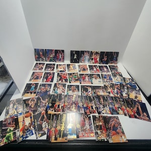 Duża partia kart kolekcjonerskich NBA z lat 90. - NBA- Karty NBA - TCG - Koszykówka - Karty koszykarskie - Karty kolekcjonerskie - Vintage Sport