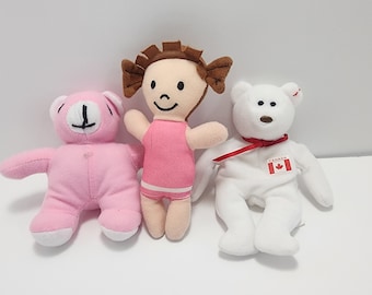 テディベアぬいぐるみ2体セット – 服を着たぬいぐるみ人形、お揃いの服
