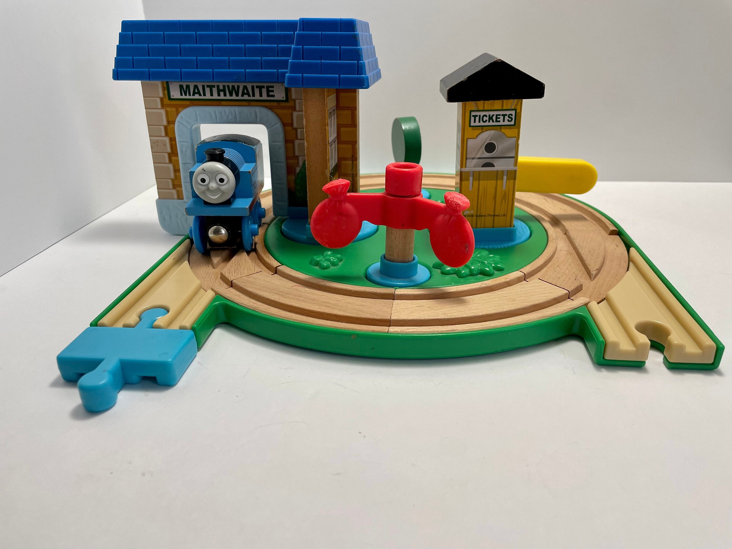 日本公式品 Thomas 新品】マテル きかんしゃトーマス 木製レール