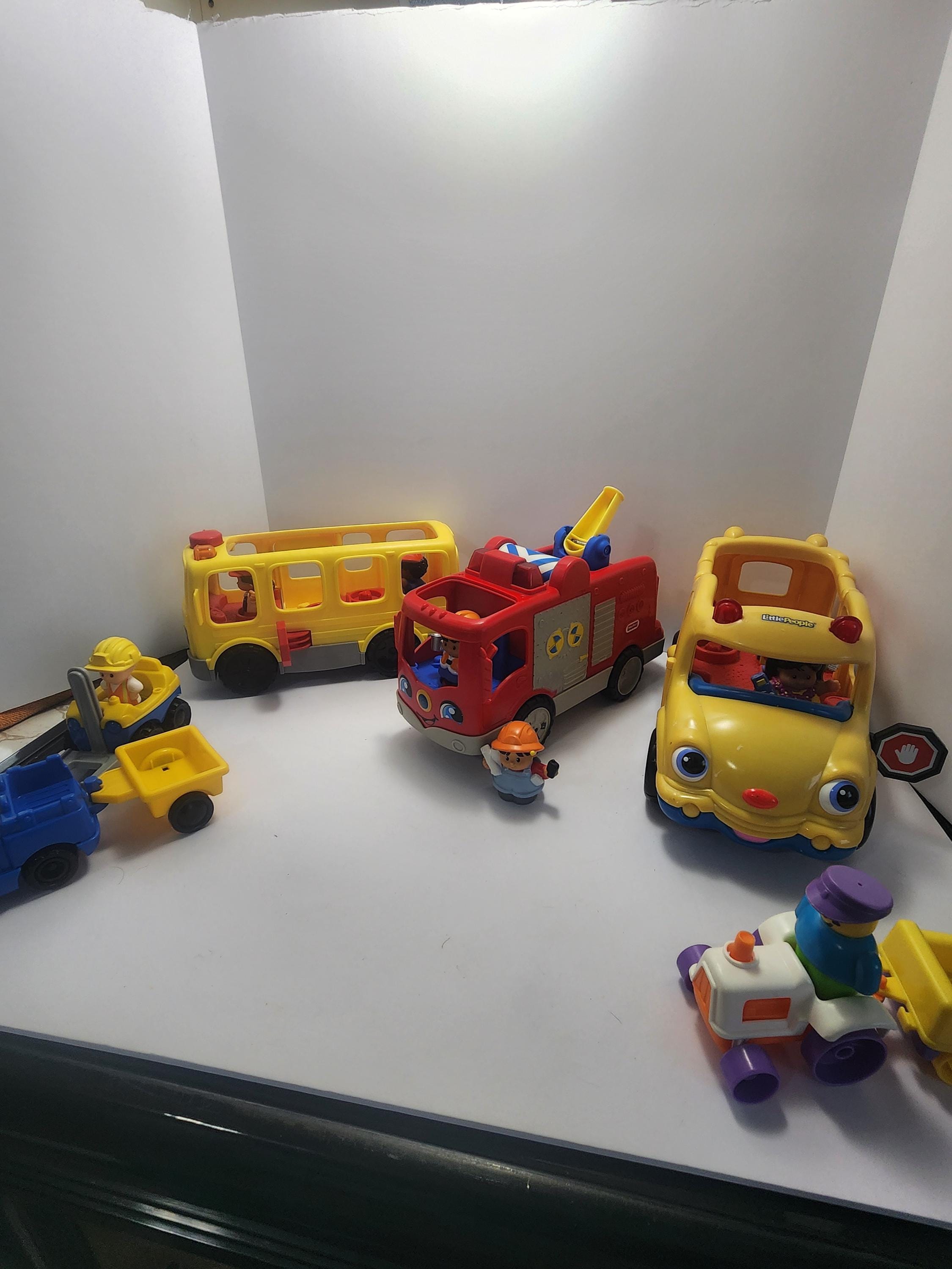 Lot Fisher Price Vintage : Bus Jaune, Minibus Rouge, 2 Voitures + Figurines