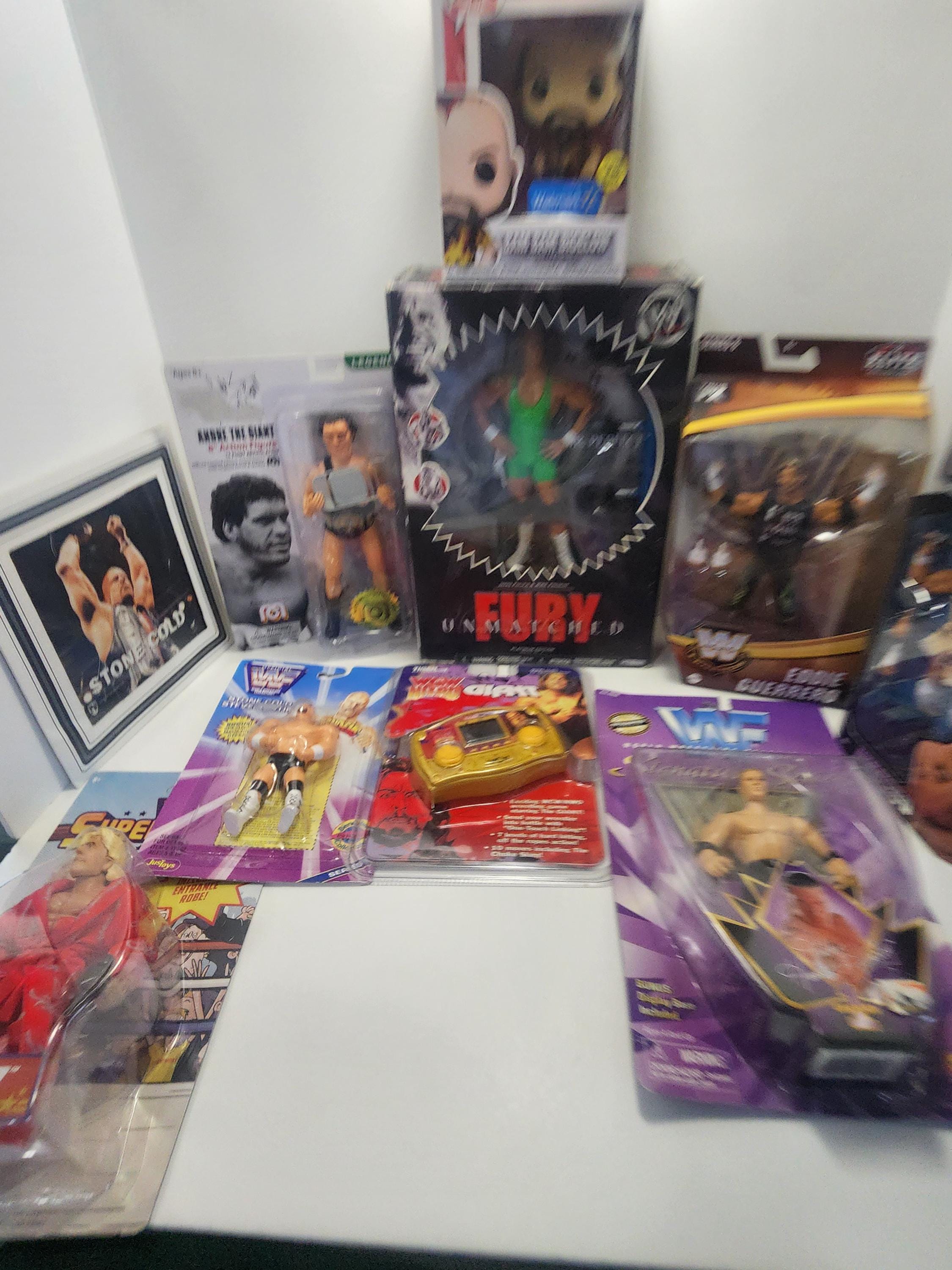 WWFレスリングフィギュアと記念品 - WWE-WCW - アクションフィギュア 