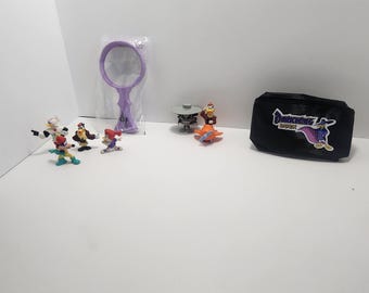 Disney Darkwing Duck Figures and Toys - Disney - Disney Toys - Kelogg - Cereal Toys - Magnifying Glass - Bags - Darkwing Duck