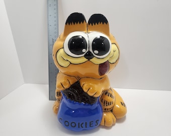 Garfield 1980s Ceramic Cookies  Collectable Coin Bank - Garfield - Ceramic Bank - Coin Bank - Garfield Toys