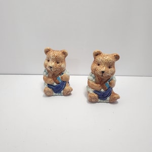 Bears Vintage Salt & Pepper Shakers Set Of 2 - Bears - Kitchen - Kitchen Decor - Bears Decor - Salt and Pepper - Shakers