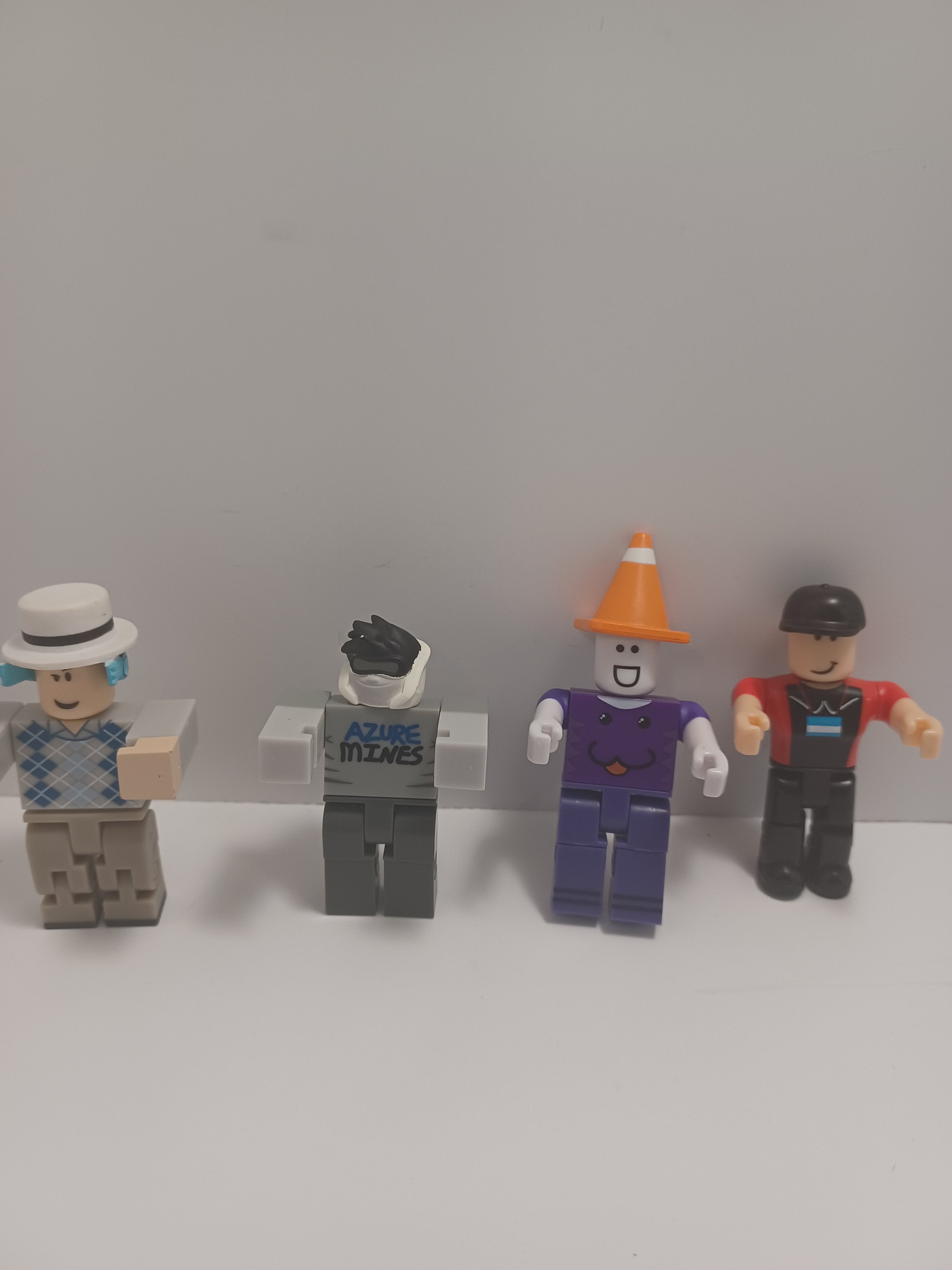 Roblox Gray Action Figures