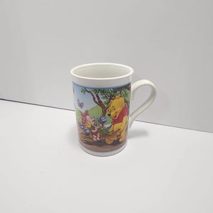 Disney Vintage Winnie The Pooh Mug - Winnie The Pooh - Disney - Mugs - Gift Mugs - Winnie The Pooh Mug - Disney Mugs