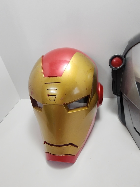 Casco con mascara de Iron Man de Marvel juguete de dos piezas Marvel Iron Man Ironman Juguetes Marvel Mascara facial Juguetes con luz Halloween Etsy Mexico