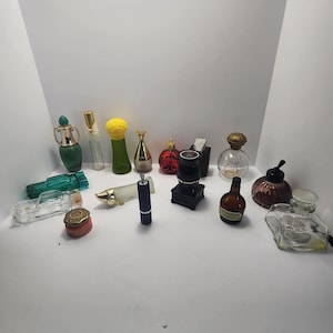 Vintage 1980s Avon Collectable Empty Glass Bottles - Bottles - Glass - Fragrances - Avon - Avon Bottles - Perfume - Cologne - Aftershave