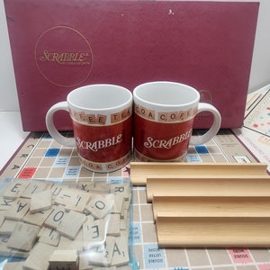Vintage Scrabble-spel met koffiemokken - Mokken - Cadeaus - Scrabble - Vintage Games - Game-avond - Familie-game-avond