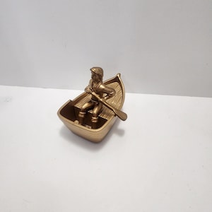 Disney&#39;s Mcdonalds The Little Mermaid 1997 Golden Edition Eric in Boat - The Little Mermaid - Eric - Disney Prince - Bath Toys - Disney Toys