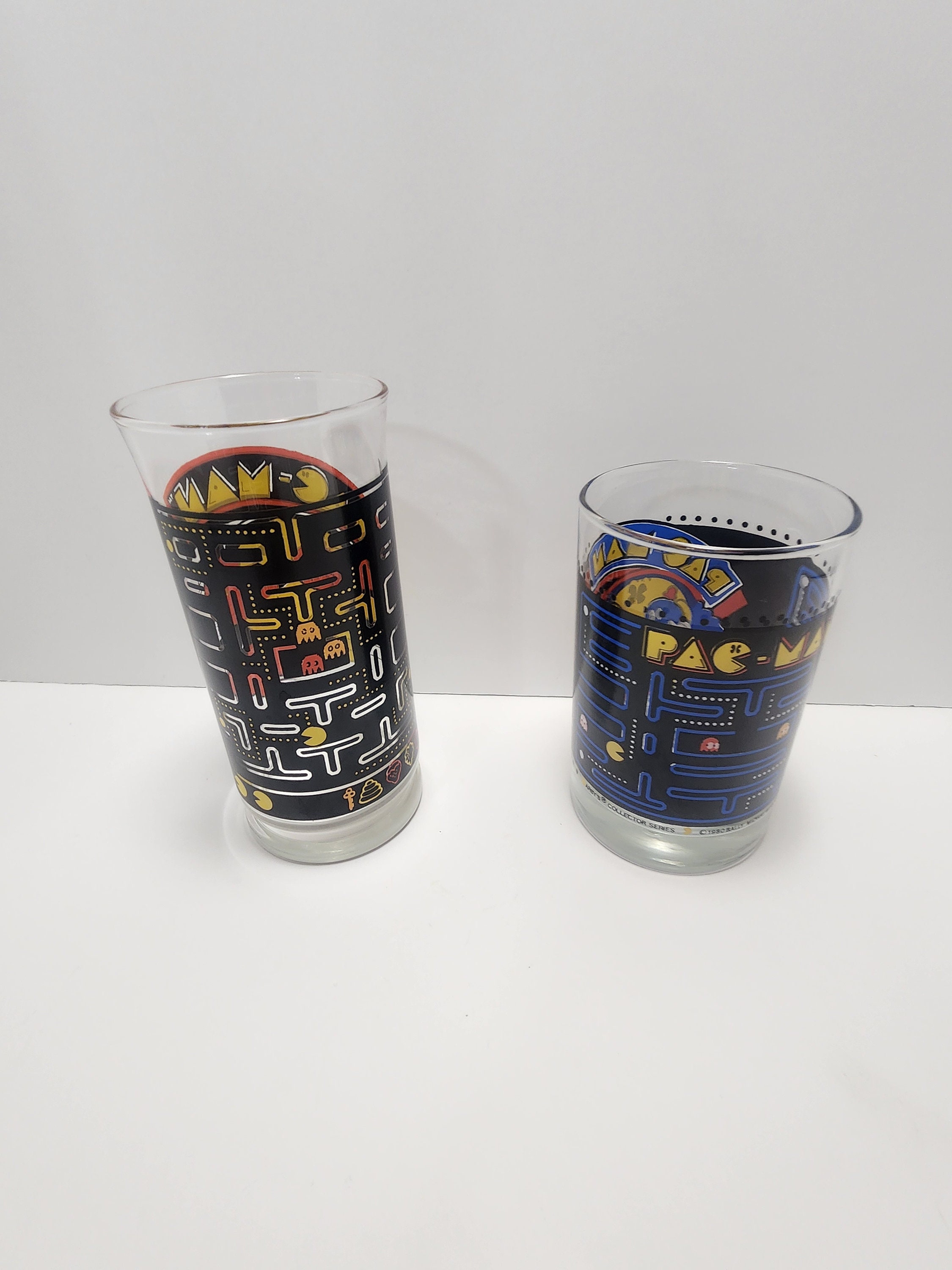 Pacman 1980s Bally Midway Collectable Glass - Glass - Arcade  display picture 1