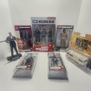 The Walking Dead McFarland Action Figures - Daryl Dixon - Rick Grimes - AMC - McFarlane Figures - The Walking Dead - TV Shows
