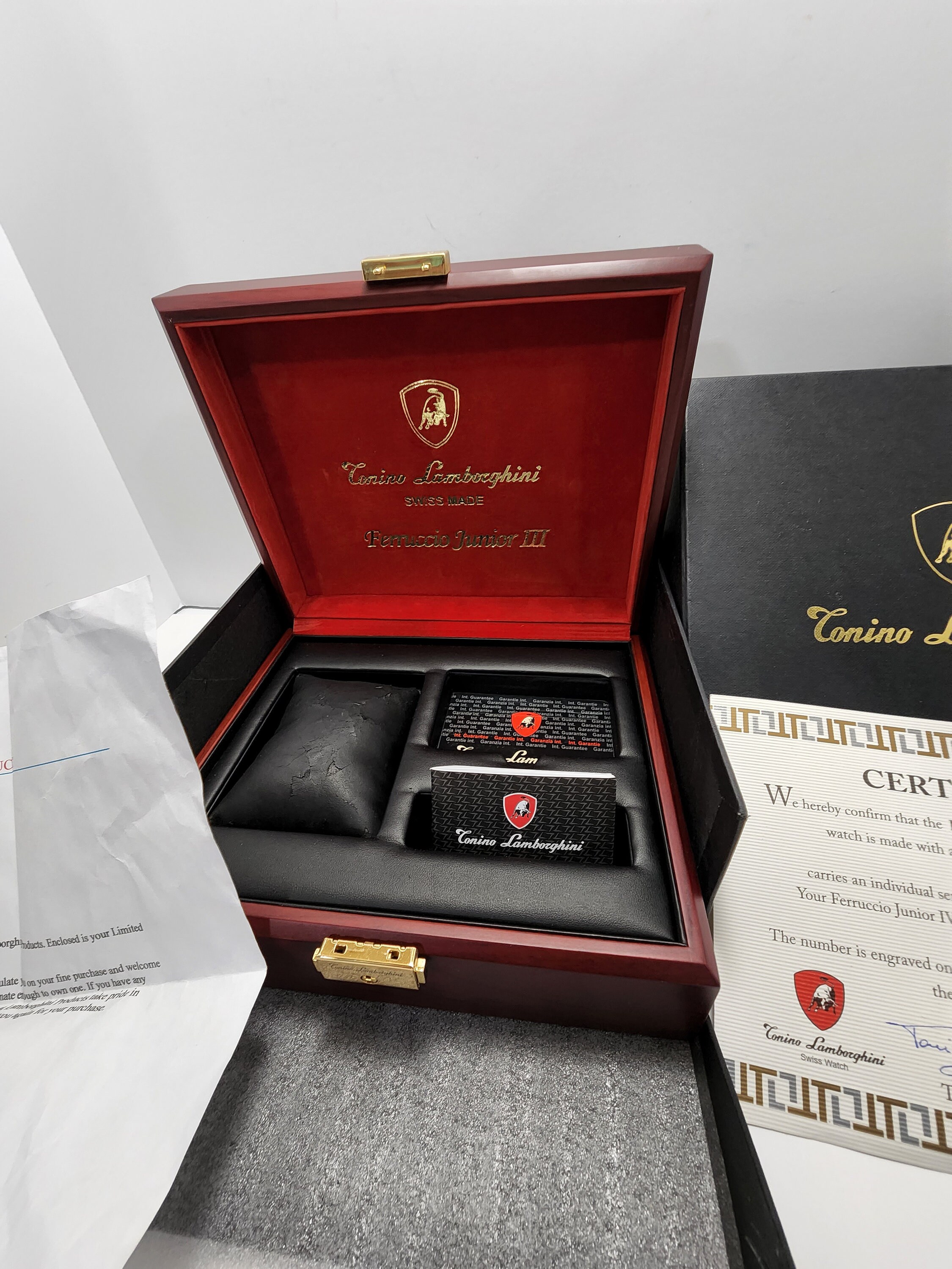 Lamborghini watch box clearance