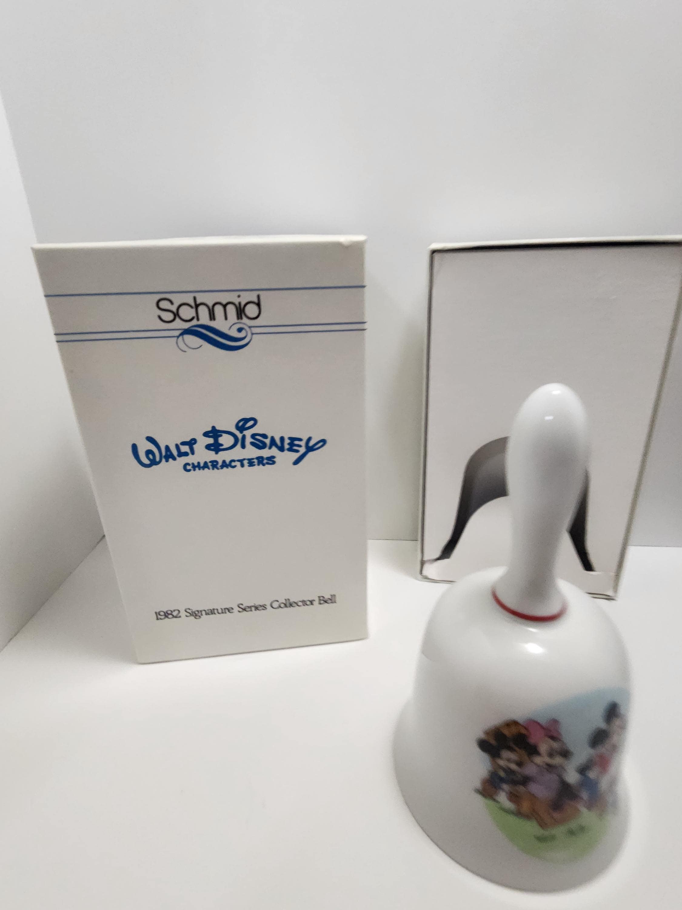 Disney World 1982 Signature Series Collectable Bell - Nestlé Walt