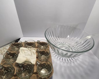 Wexford by Anchor Hocking Pressed Glass Punch Bowl Set: 22-piece