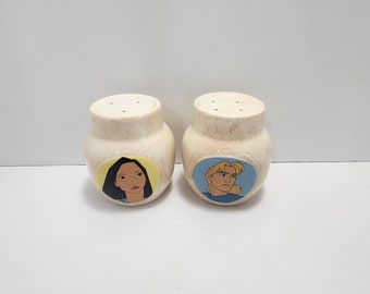 Disney Pocahontas And John Smith Salt and Pepper Shakers - One Of Kind - Pocahontas - Salt And Pepper - Salt Shakers