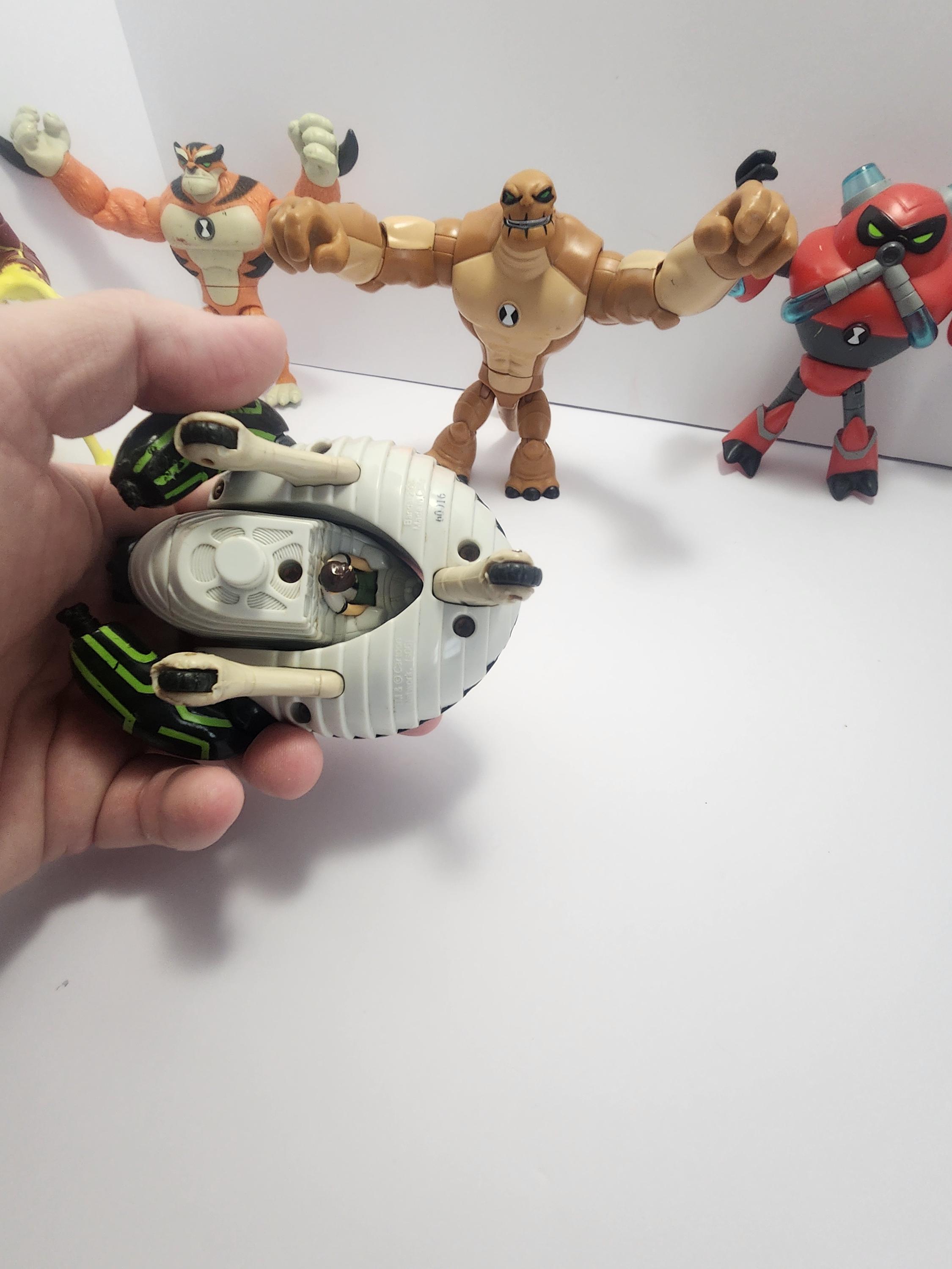 ベン10 プレイメイツ アクションフィギュア カートゥーンネットワーク