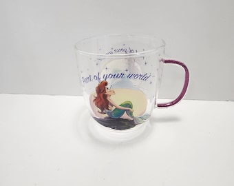Taza de cristal de Disney La Sirenita Ariel Parte de tu Mundo - Tazas - Tazas de regalo - Canciones - Disney - Regalos Disney - La Sirenita