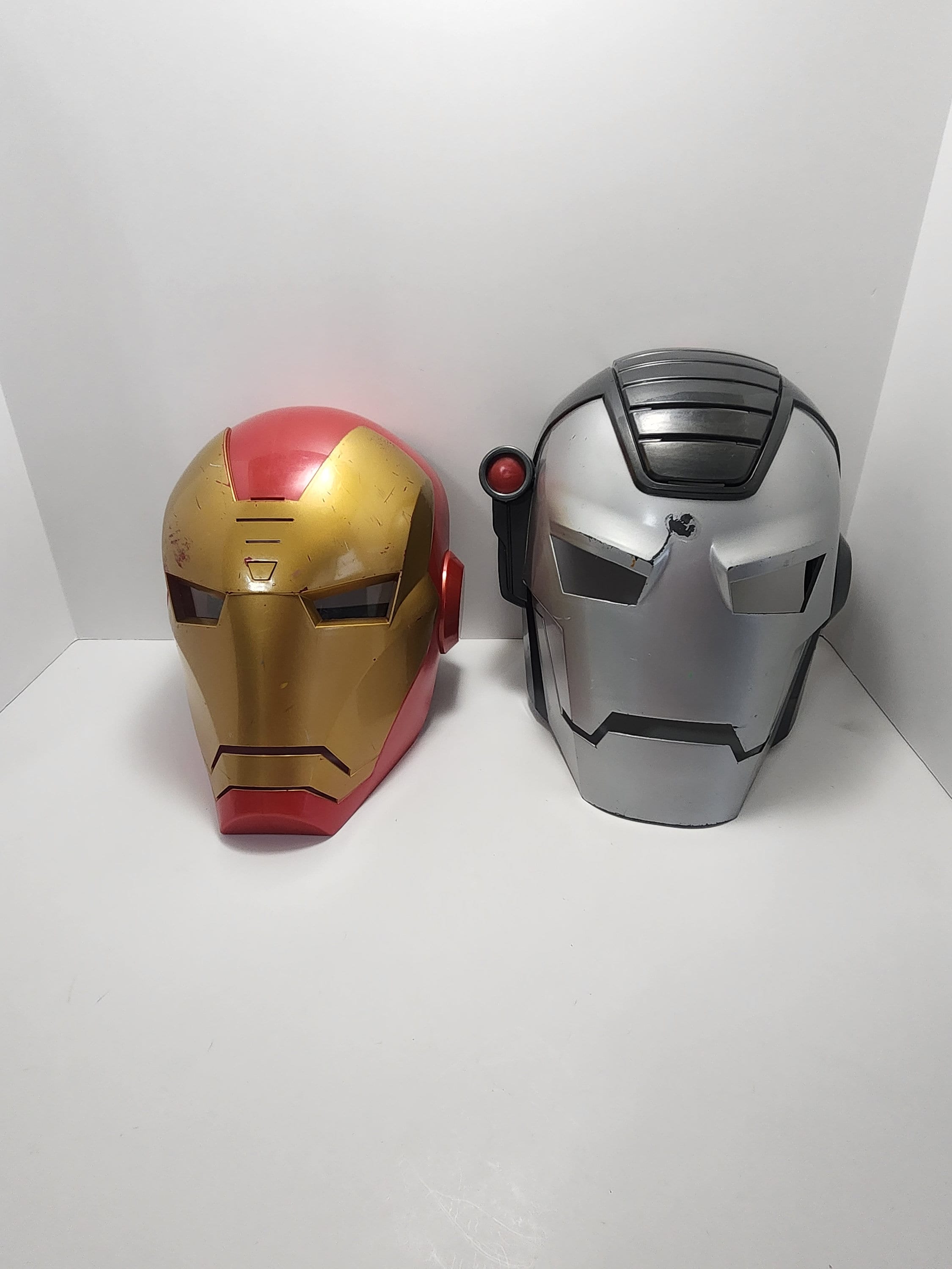 beeken iron man helmet mask Marvel Ironman Facemask Helmet Two Piece Toy - Marvel - Iron Man - Ironman  - Marvel Toys - Face Mask - Light up Toys - Halloween
