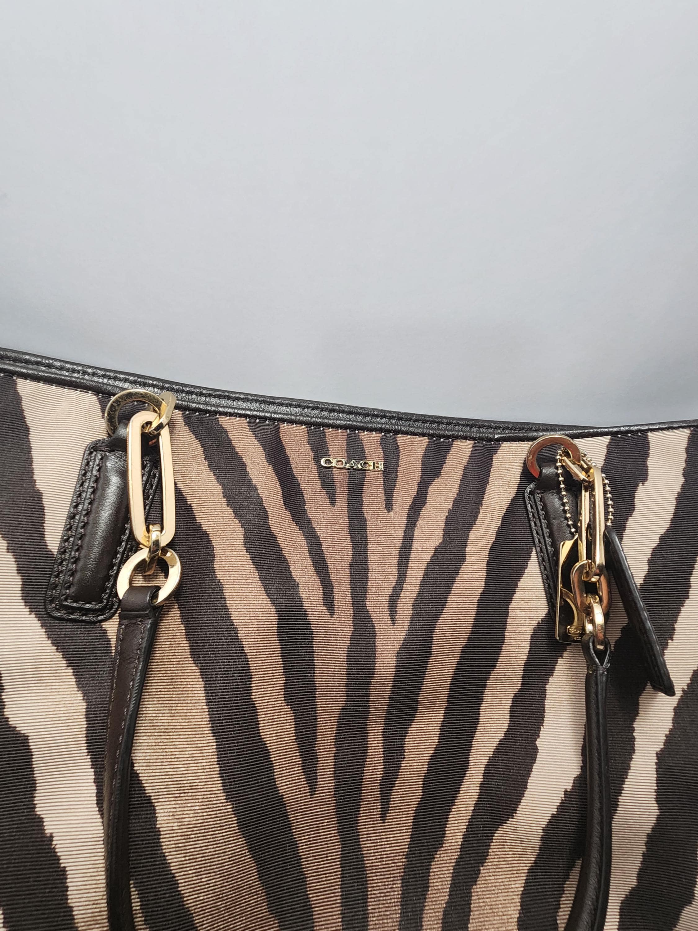 バッグ COACH OneShoulderBag Hobo zebra y2k Coach Zebra Print Hobo Bag - Madison East - Madison West - Coach