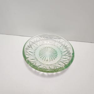 Green Depression Glass Vintage 1980s - Glass - Collectable Glass - Vintage Glass - Depression Glass - Antiques