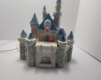 Walt Disney Sears 1988 World Light Up Disney Castle - Zamek - Walt Disney - Disney World - Prezenty Disney - Latarnia morska - Wioska Bożonarodzeniowa