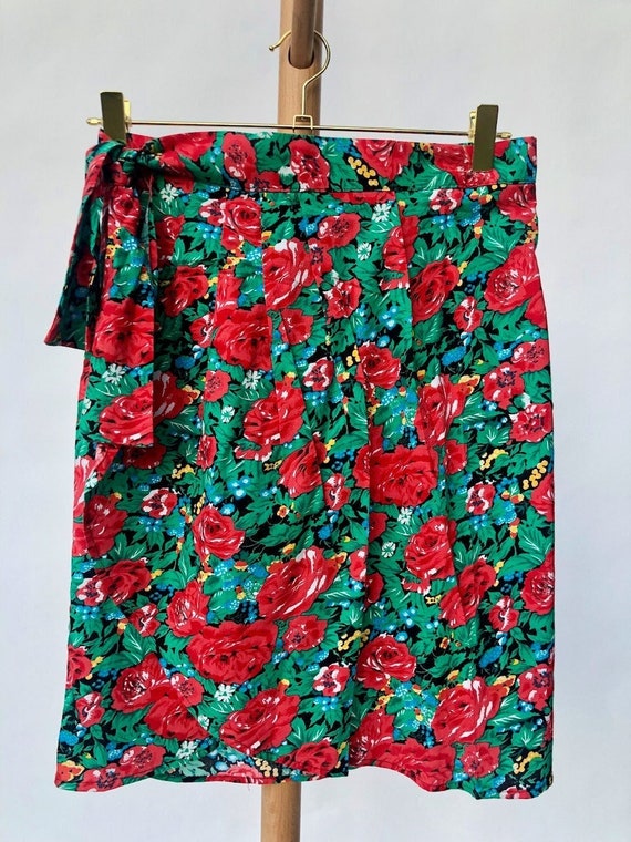 Hawaii Bright floral Wrap Skirt - image 2