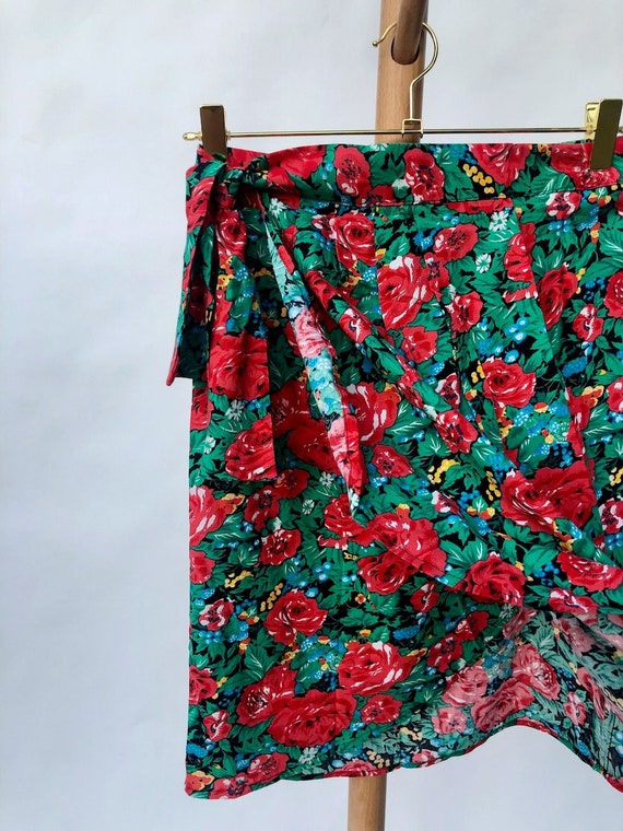 Hawaii Bright floral Wrap Skirt