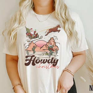 Retro Western Cowboy Howdy Christmas Graphic Tee, Vintage Western Christmas Shirt, Cowboy Christmas Shirt, Christmas Santa Shirt