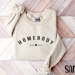 Homebody Sweatshirt, Homebody Shirt, Cozy Crewneck, Introvert Graphic Sweatshirt, Oversized Sweatshirt, Cute Sweatshirt, Trendy Sweatshirt