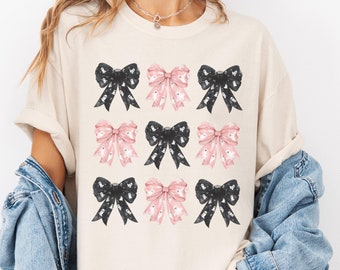 Coquette Halloween Shirt, Pink Ghost T-Shirt, Halloween Bow Graphic Tee, Fall Shirt, Spooky Season T-Shirt,Cute Ghost Crewneck for Halloween