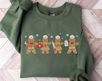 Gingerbread Nurse Christmas Sweatshirt, Christmas Nurse Gingerbread Crewneck, Retro Christmas Sweater, Nursing Student Sweatshirt,Nurse Gift